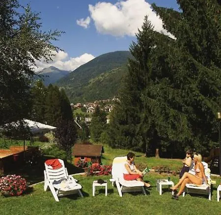 Garden Hotel 3*